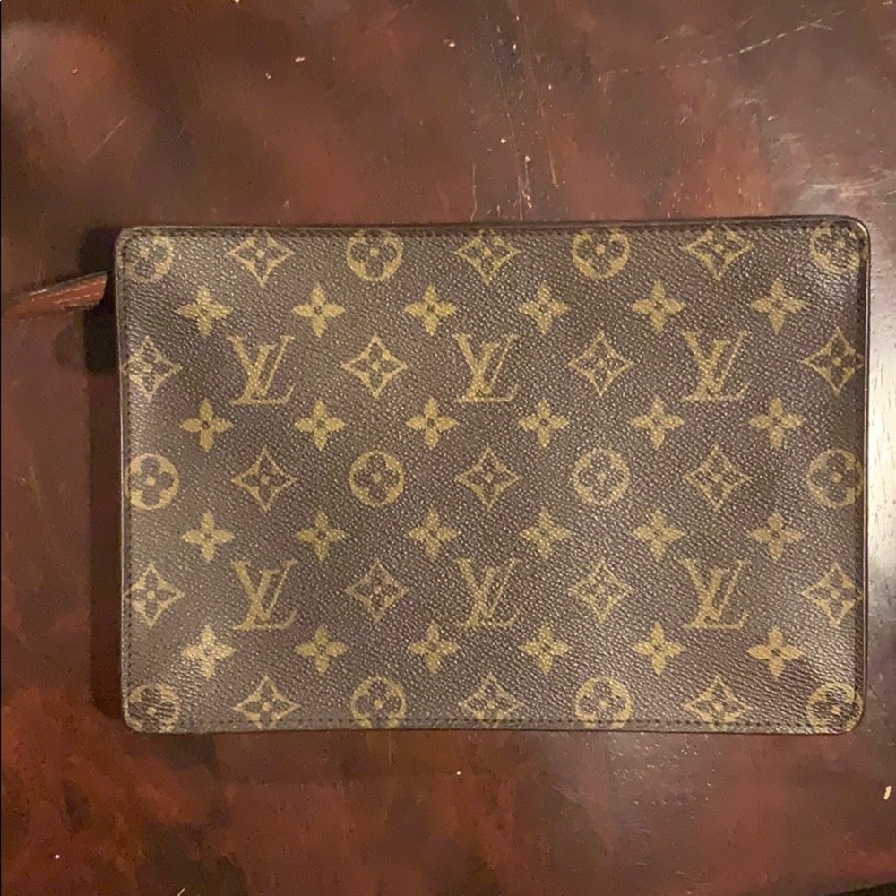 Authentic Louis Vuitton pouch
